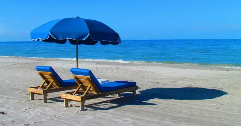 Best Plus Size Beach Chairs for Heavy People