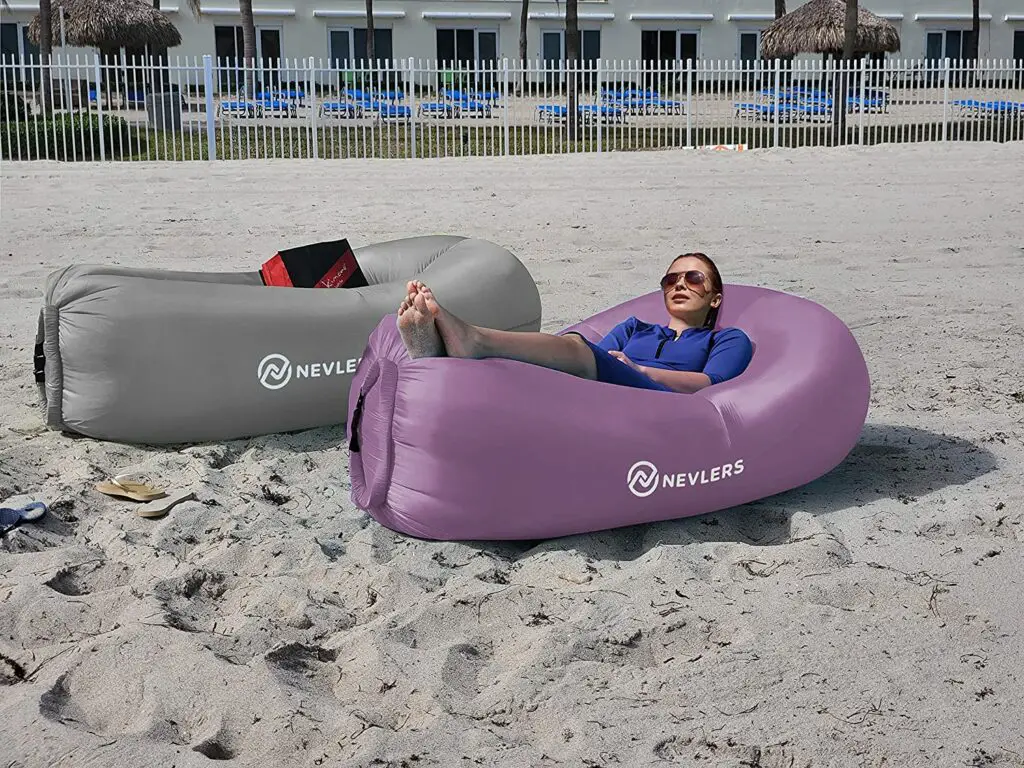 Best Inflatable Loungers: Nevlers 2 Pack Inflatable Lounger