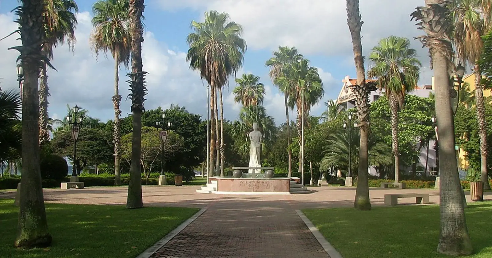 Wilhelmina Park Aruba